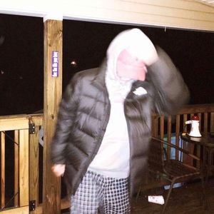 Meet your Posher, Angelo